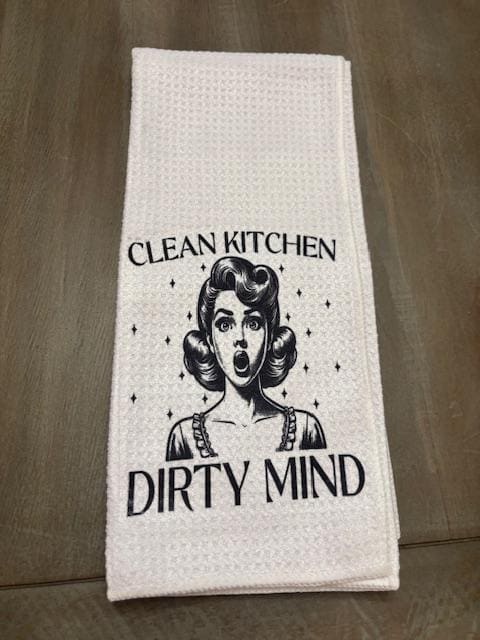 Clean Kitchen Dirty Mind – Retro Housewife Style – Farmhouse Kitchen Decor